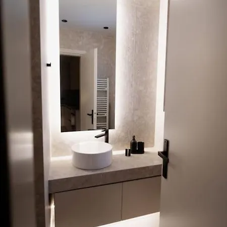 Id Residences 401