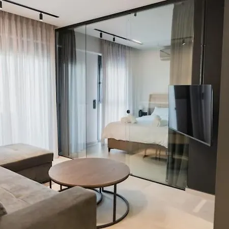Id Residences 401 Apartment